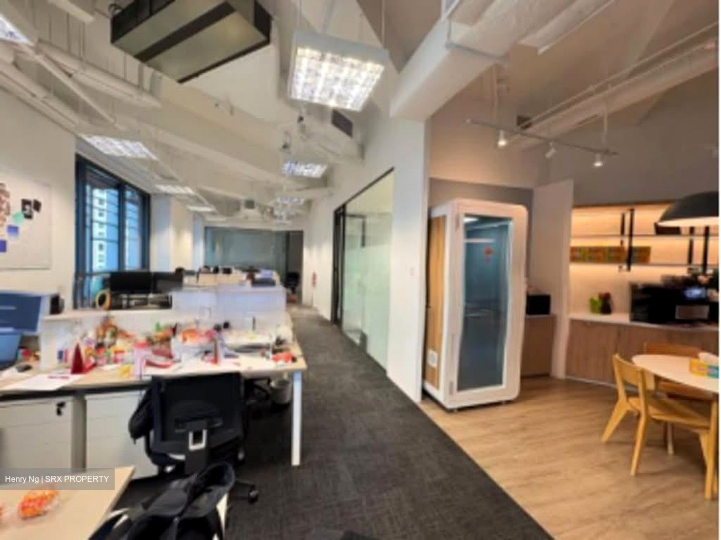 PLUS (D1), Office #568248301